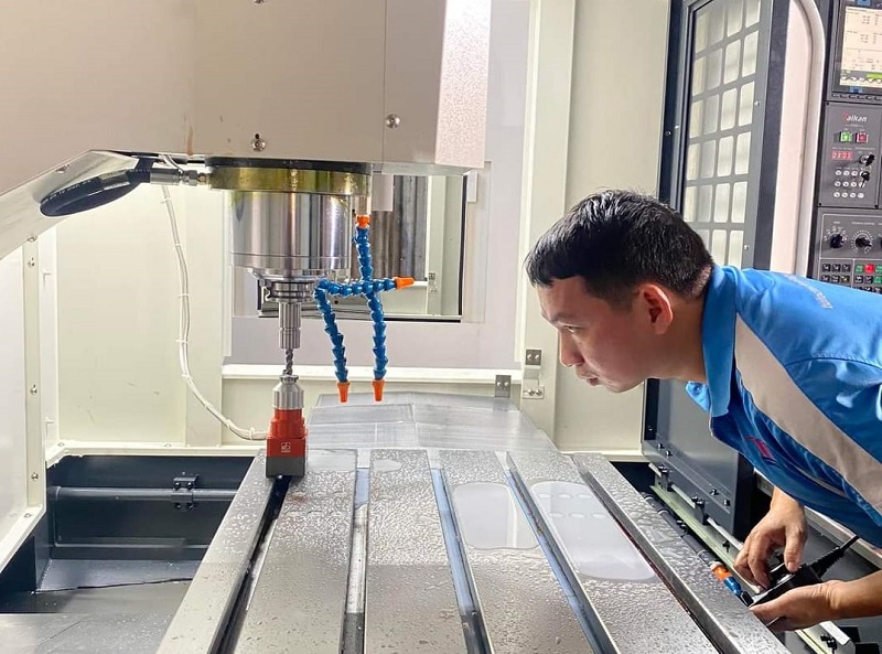 Nhu cầu tuyển dụng việc làm thợ phay ngày càng tăng cao tại các thành phố lớn 