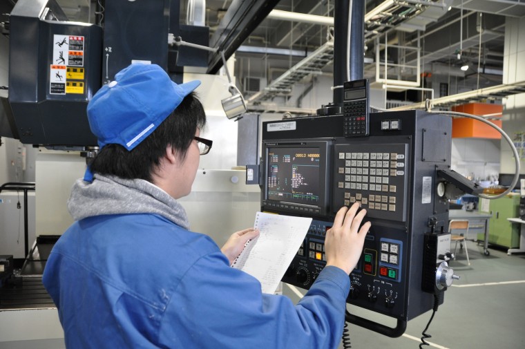 Mô tả công việc của tuyển thợ tiện CNC