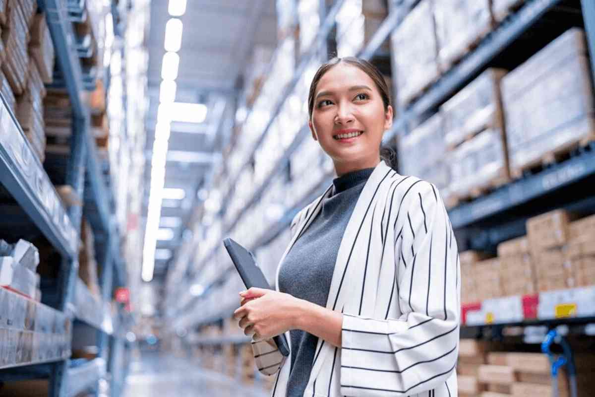 Quản lý mua hàng là một lĩnh vực đa dạng, có vai trò quan trọng trong nhiều ngành