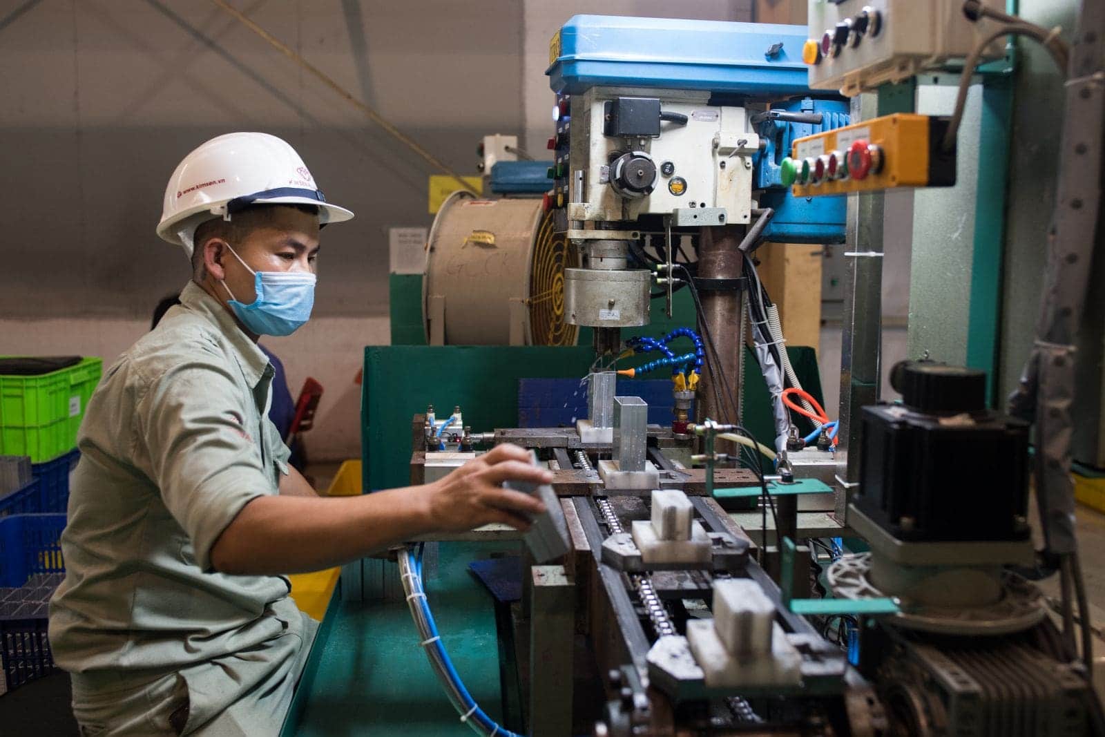 Những kỹ năng và yêu cầu cần có cho tuyển thợ tiện cnc