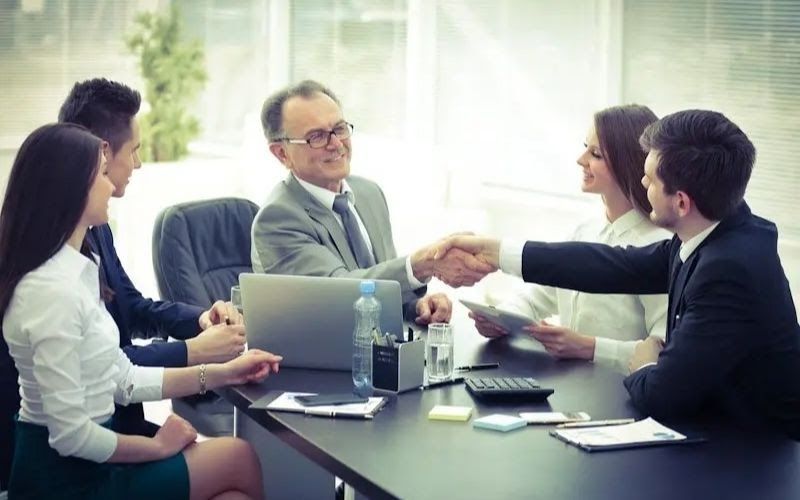 Tuyển dụng việc làm đầu tư với nhiều vị trí khác nhau