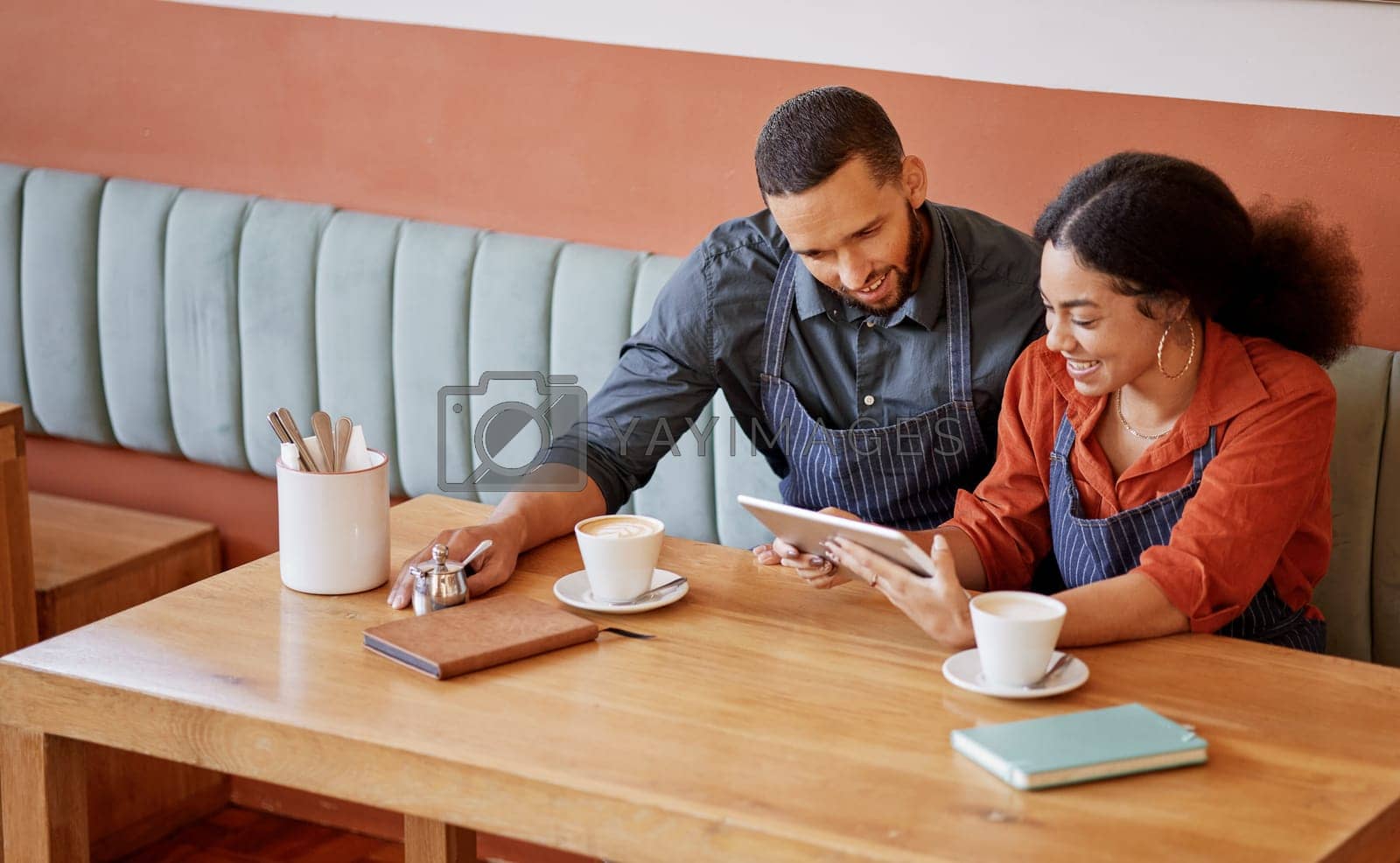 Ứng viên sales nhà hàng cần có một bộ kỹ năng đa dạng và khả năng làm việc dưới áp lực cao