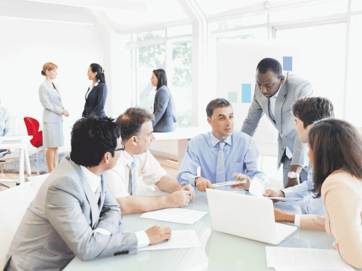 Khả năng đàm phán và thuyết phục là một trong những kỹ năng quan trọng đối với vị trí Sales viễn thông