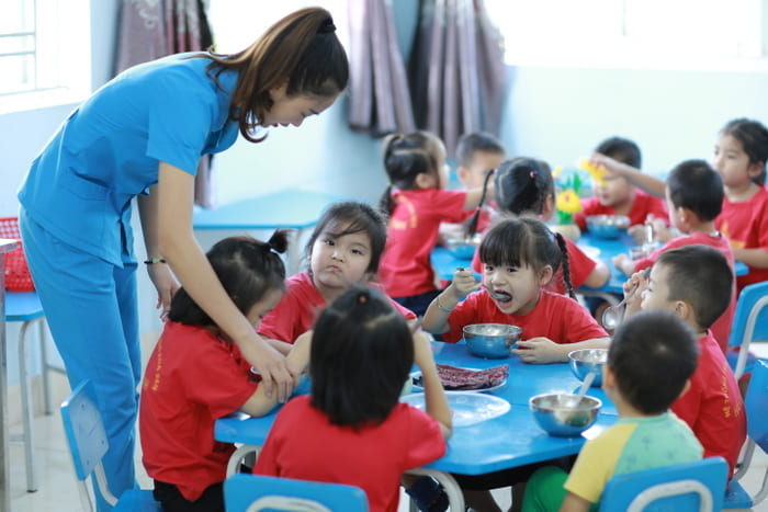 Mức lương dao động của bảo mẫu cũng ở mức khá tương đối từ 5.000.000 - 15.000.000 VNĐ/tháng