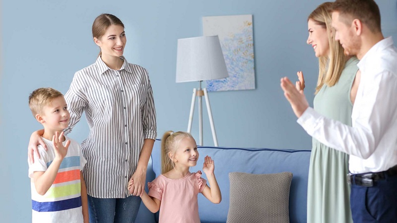 Bảo mẫu tại trường tiểu học cũng đòi hỏi kinh nghiệm và kỹ năng tốt để đáp ứng được công việc