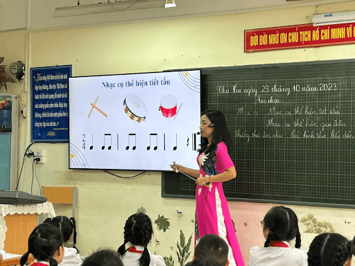 Giáo viên âm nhạc tiểu học cần có kiến thức vững chắc về nhạc lý