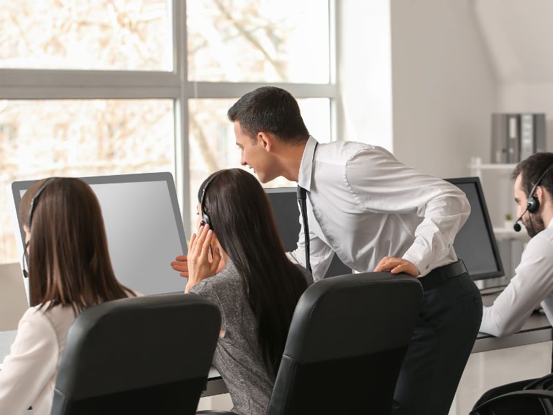 Có nhiều hình thức việc làm đối với nhân viên văn phòng