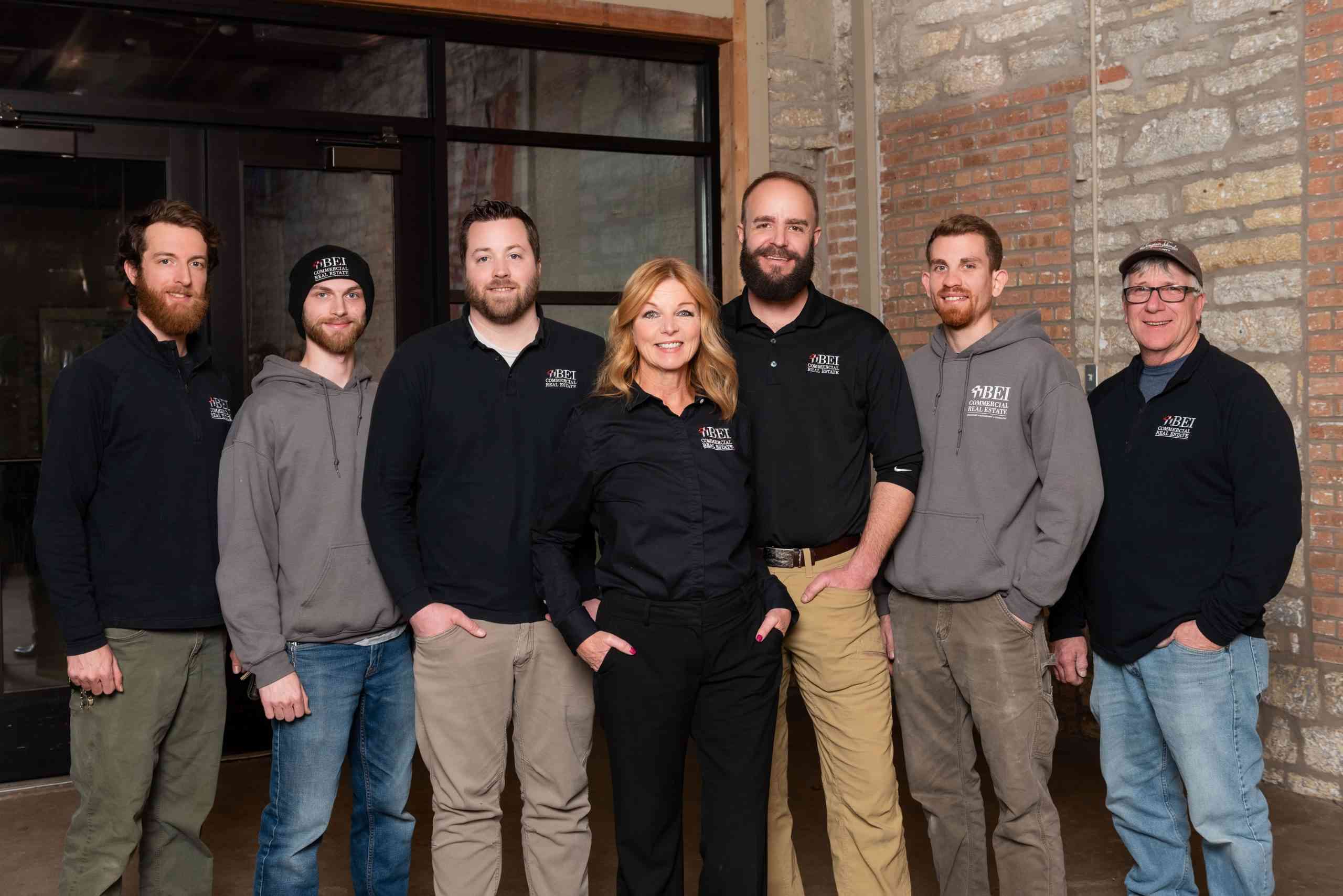 Mức lương quản lý vận hành bất động sản sẽ tăng dần theo số năm kinh nghiệm và mức độ phức tạp của công việc