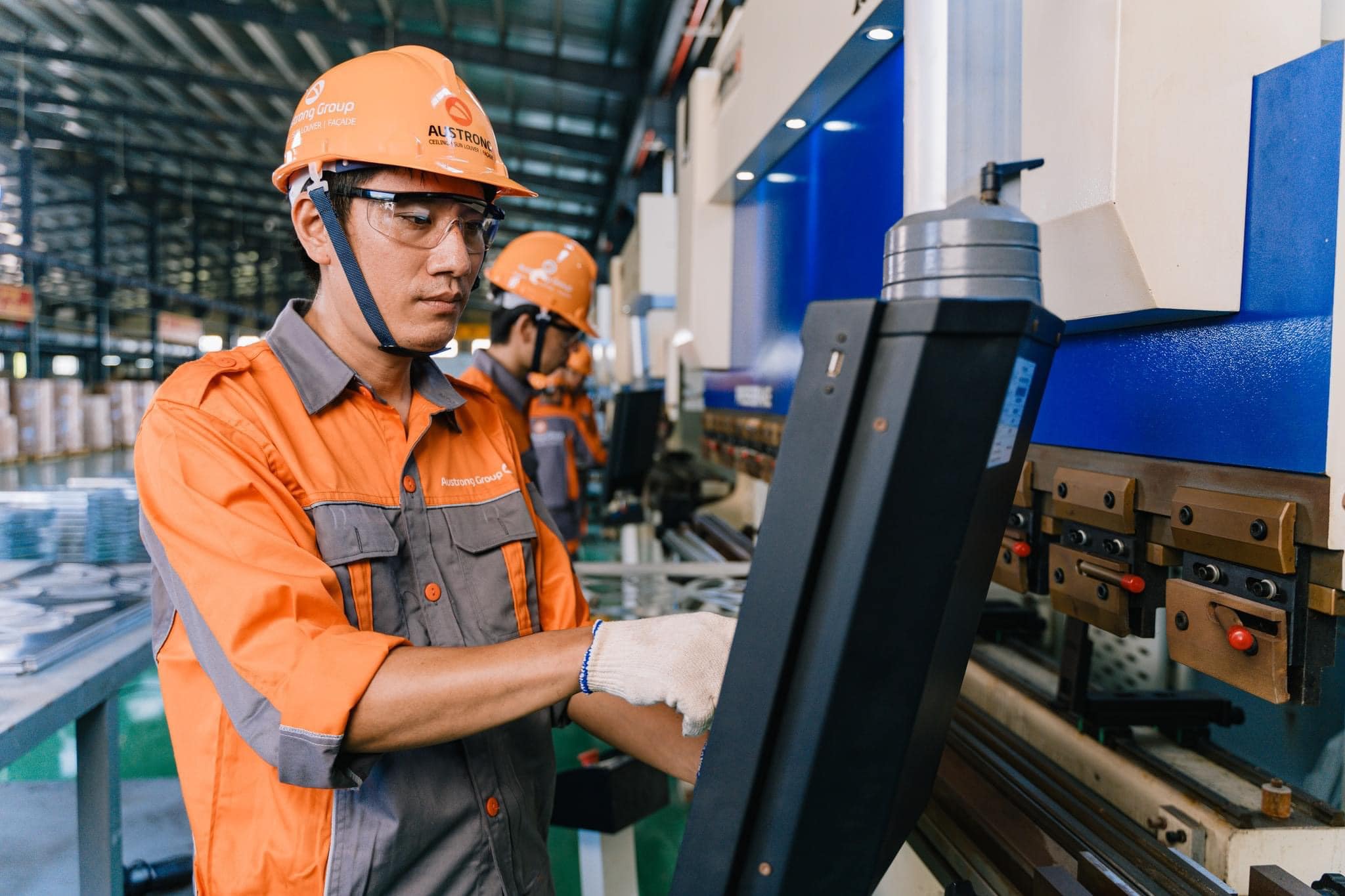 Việc làm vận hành thiết bị vận tải yêu cầu ứng viên đáp ứng tiêu chí về kỹ năng, kinh nghiệm và sức khỏe