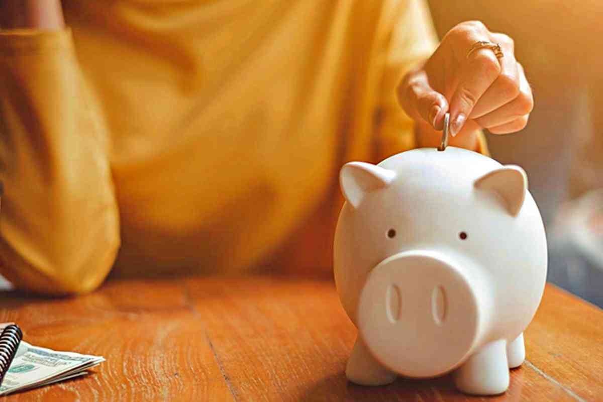 Lợi ích của việc lập kế hoạch tiết kiệm tiền là để có khoản tiền dư dả cho tương lai