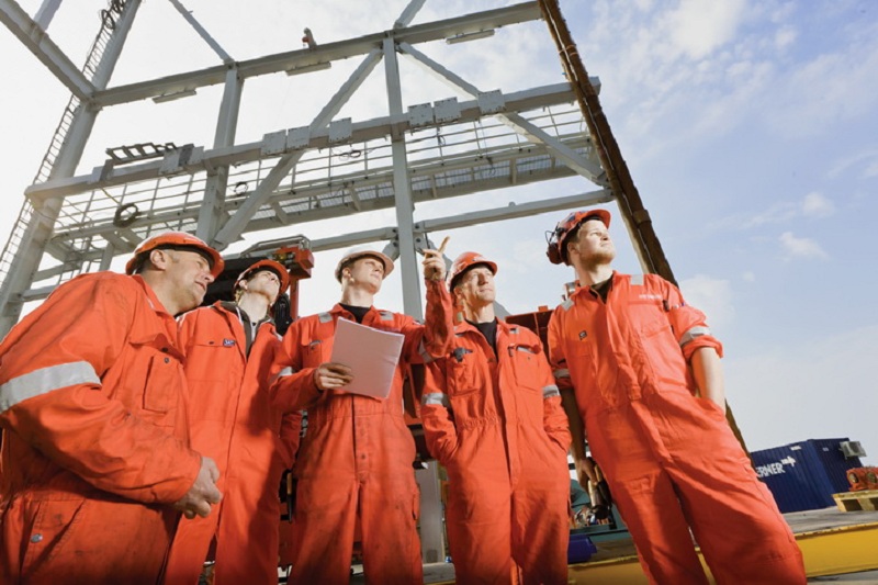 Các công việc chính của ngành kỹ sư dầu khí