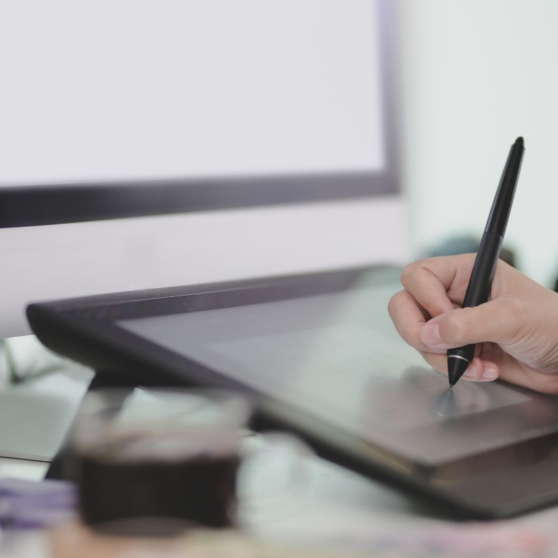 Nhân viên thiết kế đồ họa cần có nhiều yếu tố khi theo đuổi ngành học này