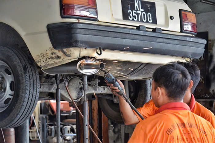 Kỹ năng và kiến thức cần có cho thợ cơ khí là gì? Thợ cơ khí cần hiểu rõ các loại vật liệu sử dụng trong cơ khí