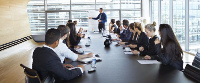 Tuyển dụng giám đốc vận hành thực hiện các công việc theo sự chỉ đạo của CEO