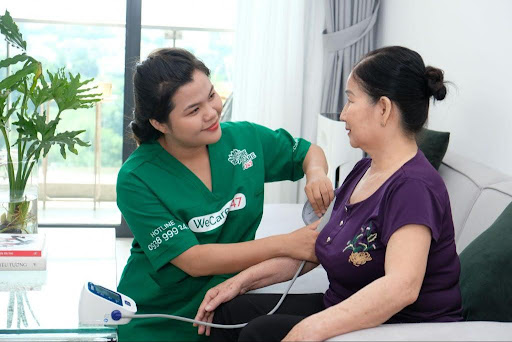 Ứng viên khi làm việc dịch vụ chăm sóc sức khỏe cần có đam mê, nhiệt huyết với nghề