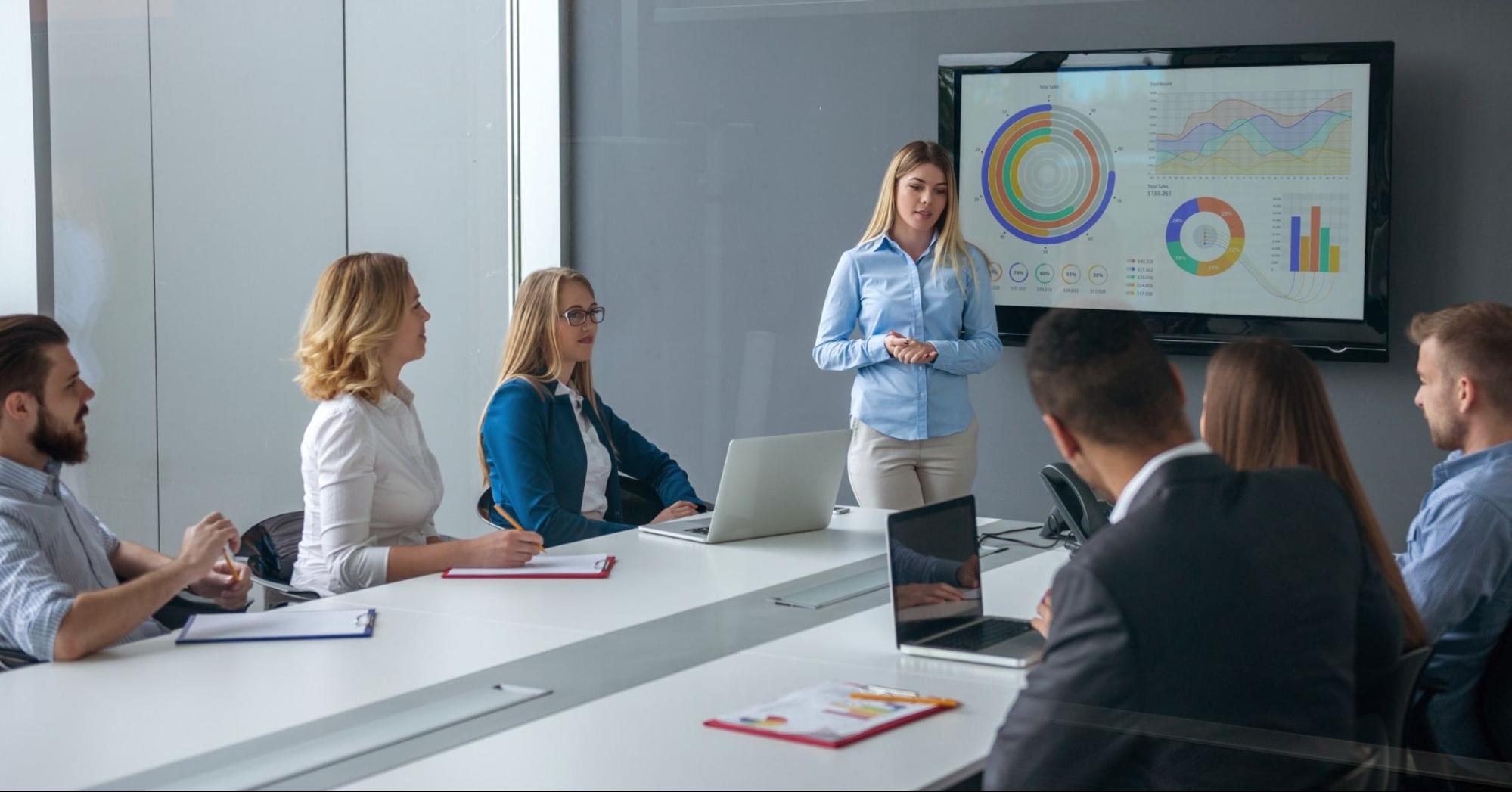 Một số nhà tuyển dụng có thể yêu cầu ứng viên có khả năng thuyết trình