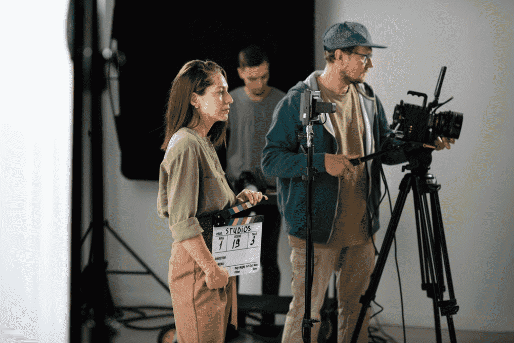 Nhiều dự án phim lớn cần tuyển diễn viên (casting) cho các vai diễn trong phim