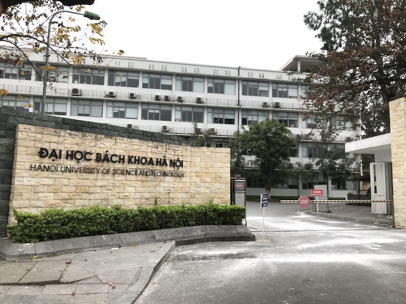 Bạn đang thắc mắc ngành cơ khí học trường nào? Là một trong những trường kỹ thuật hàng đầu Việt Nam, Đại học Bách Khoa Hà Nội cung cấp chương trình đào tạo chuyên sâu về ngành Kỹ thuật cơ khí