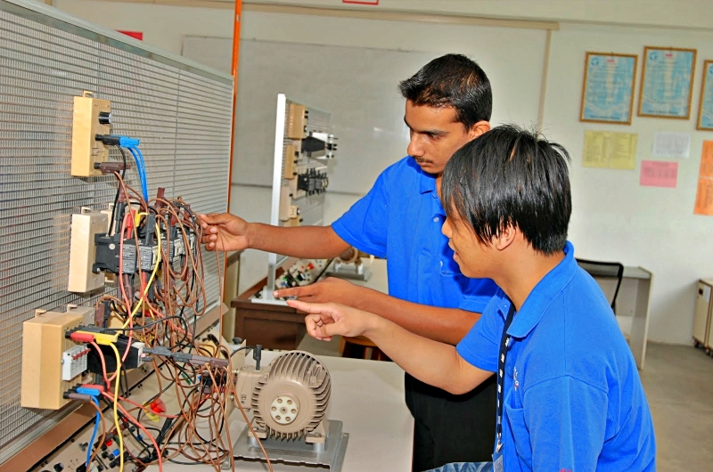 Ngành điện tử công nghiệp phát triển mạnh mẽ nhờ sự bùng nổ công nghệ AI, IoT,…