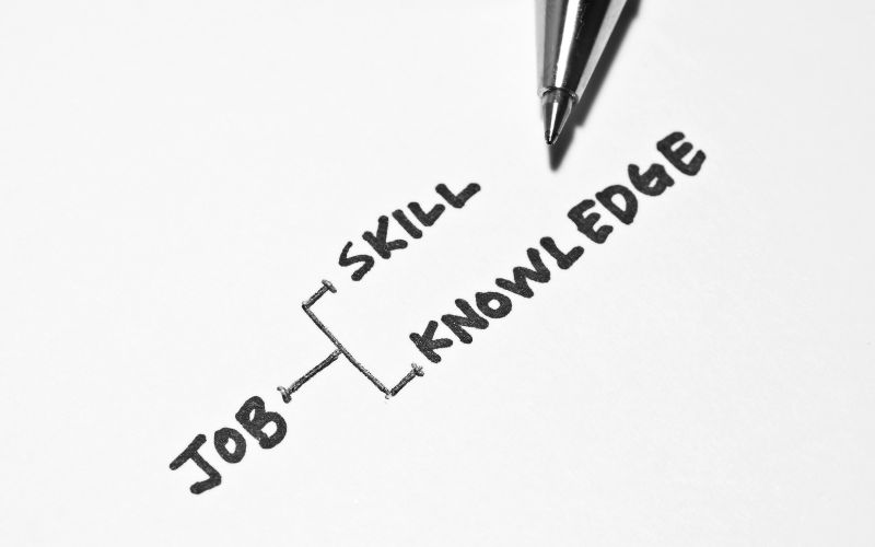 Nhân viên ngành du lịch cần đáp ứng được các yêu cầu cơ bản của ngành này