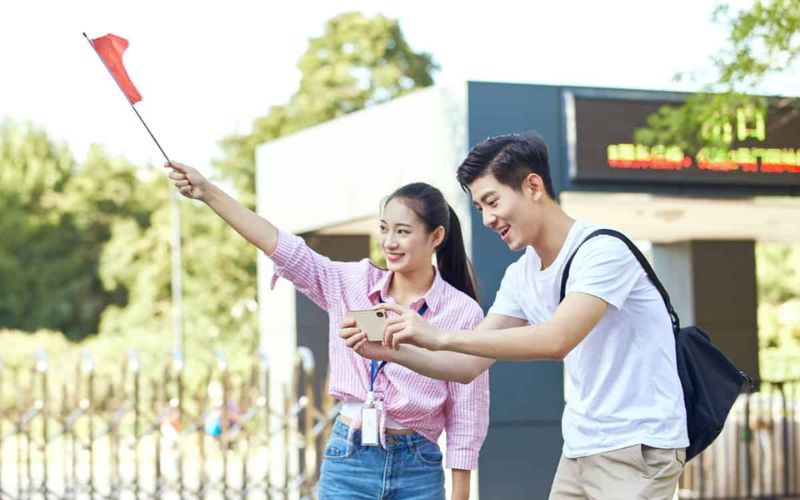 Ngành du lịch ngày càng phát triển khiến nghề hướng dẫn viên càng được chú trọng