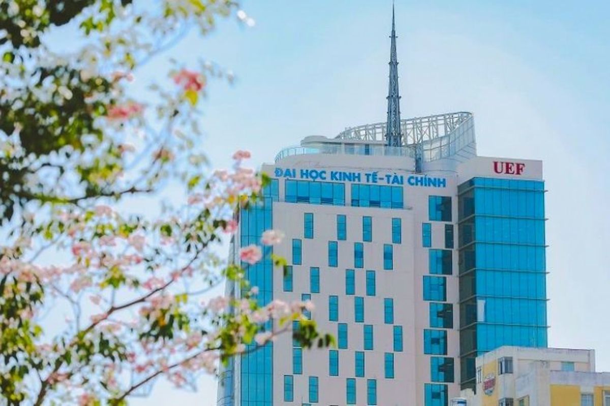 Sinh viên được trang bị đầy đủ kiến thức và kỹ năng làm việc trong ngành tài chính ngân hàng tại Đại học Kinh tế - Tài chính TP. HCM