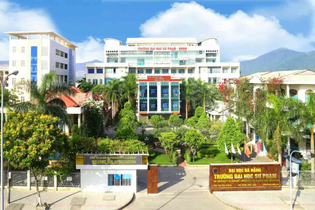 Điểm chuẩn ngành báo chí tại Đại học sư Phạm Đà Nẵng khá cao