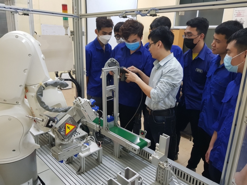 Ngành cơ điện tử có nhiều ứng dụng trong thực tế