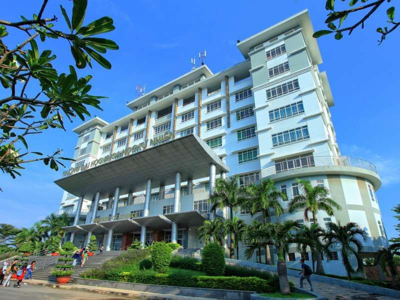 Trường Đại học Khoa học Tự nhiên (HUS) có lịch sử hơn 60 năm