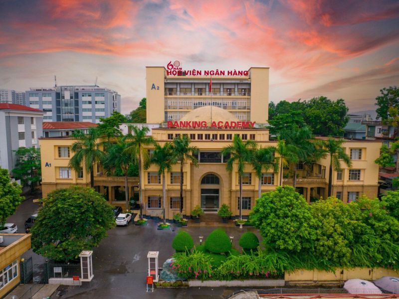 Trường học viện Ngân hàng