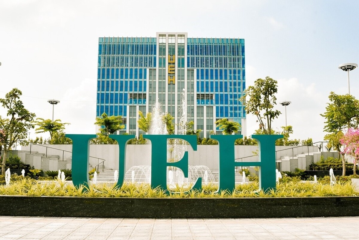 Trường Đại học Kinh tế TP.HCM là một trong 15 trường đại học trọng điểm của Việt Nam, thuộc top 1.000 trường tốt nhất thế giới theo Eduniversal.