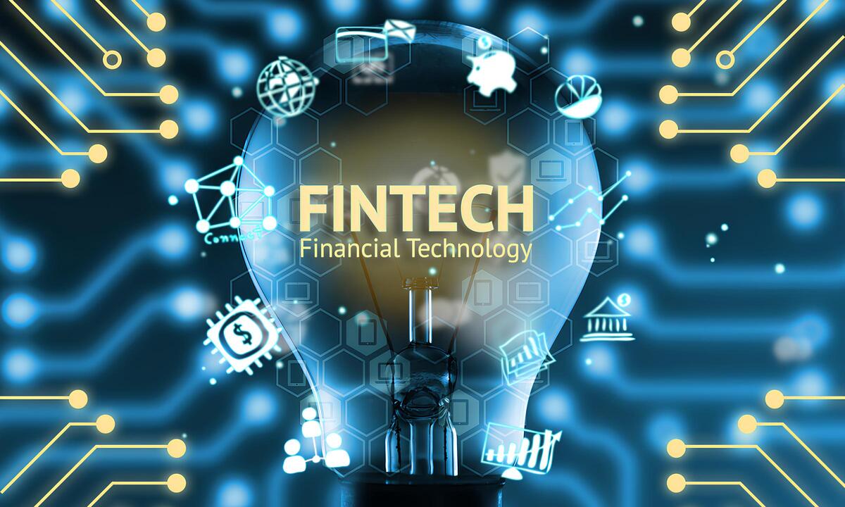 Sau khi tốt nghiệp chuyên ngành công nghệ tài chính, sinh viên có thể làm việc tại các công ty Fintech