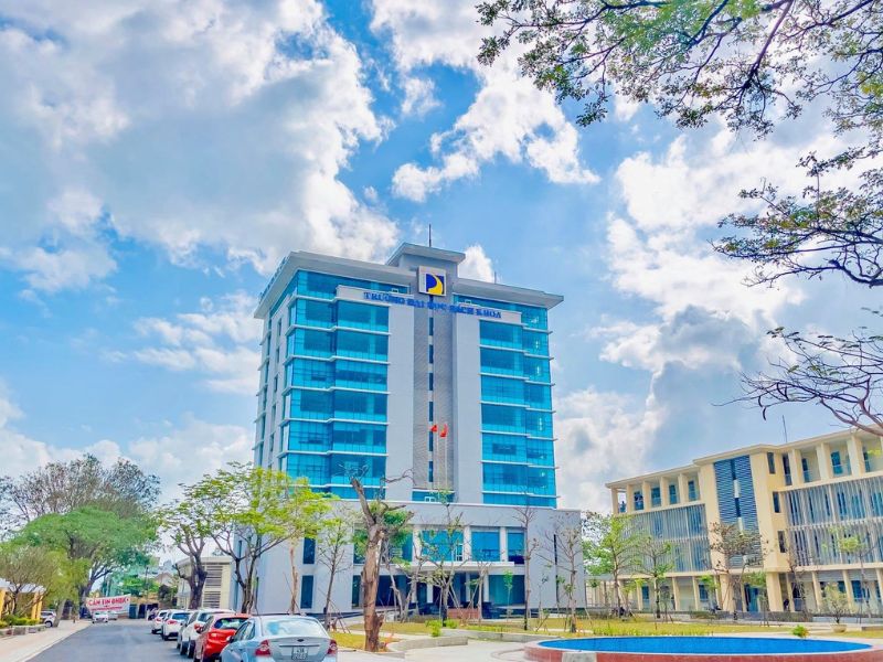 Trường Đại học Bách Khoa Đà Nẵng là một trong những cơ sở đào tạo kỹ thuật hàng đầu 