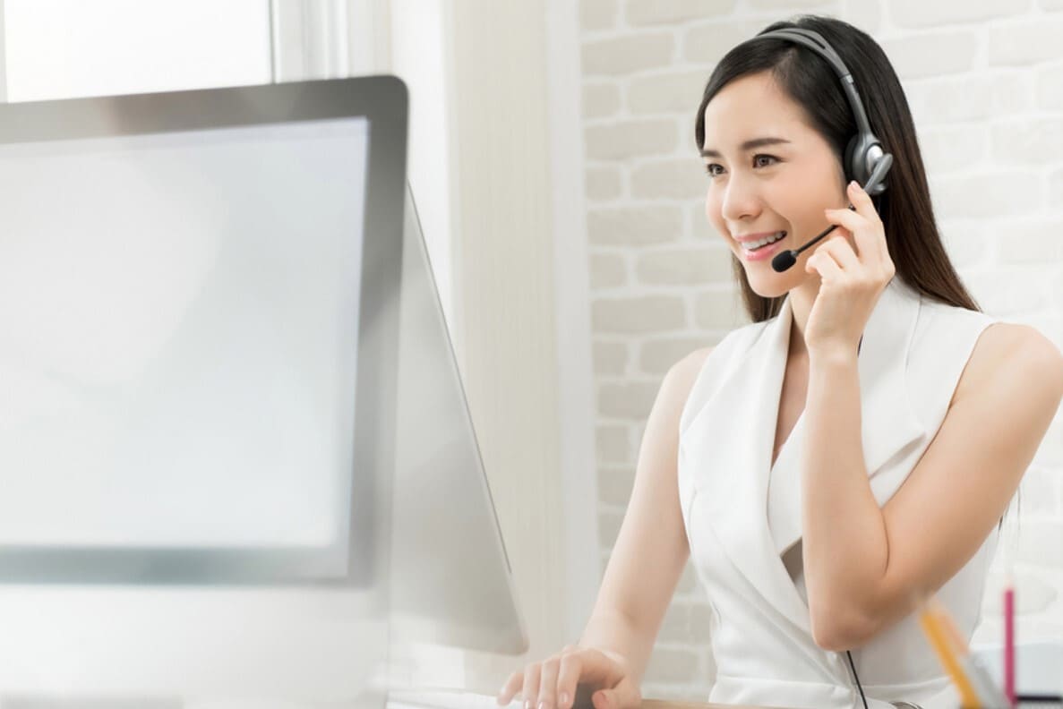 Công việc của nhân viên ngành dịch vụ khách hàng có thể chia thành 3 giai đoạn: Trước, trong và sau khi bán hàng