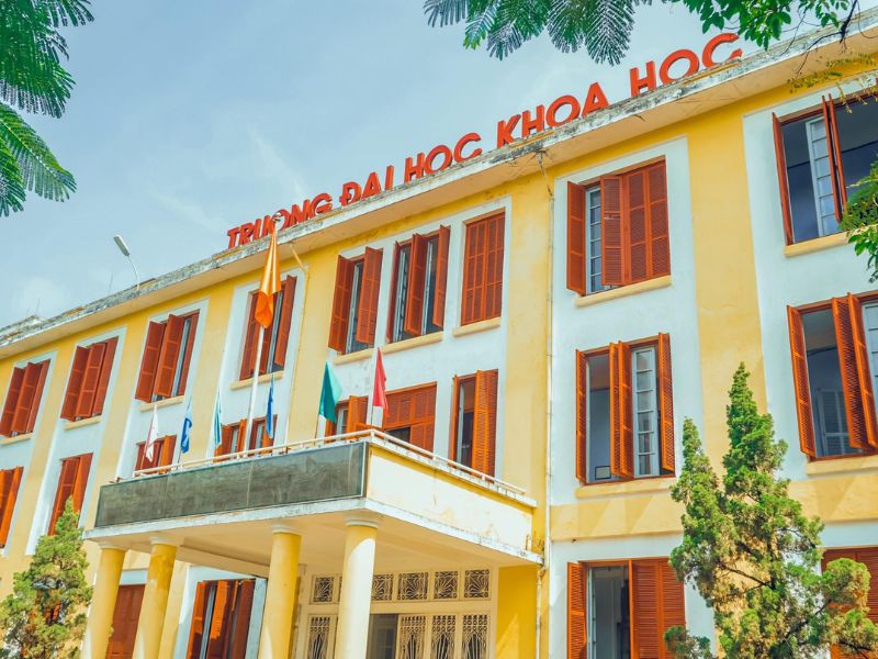 Trường Đại học - Khoa học Huế là một trong những trường kỹ thuật trọng điểm của miền Trung
