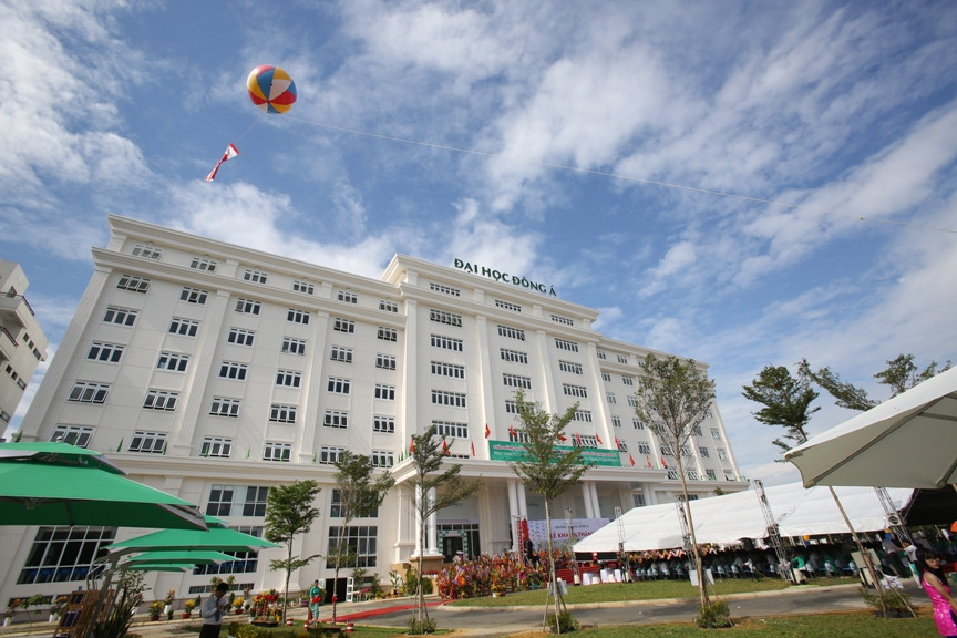 Trường Đại học Đông Á tại Đà Nẵng chuyên cung cấp các chương trình đào tạo trong lĩnh vực khoa học công nghệ