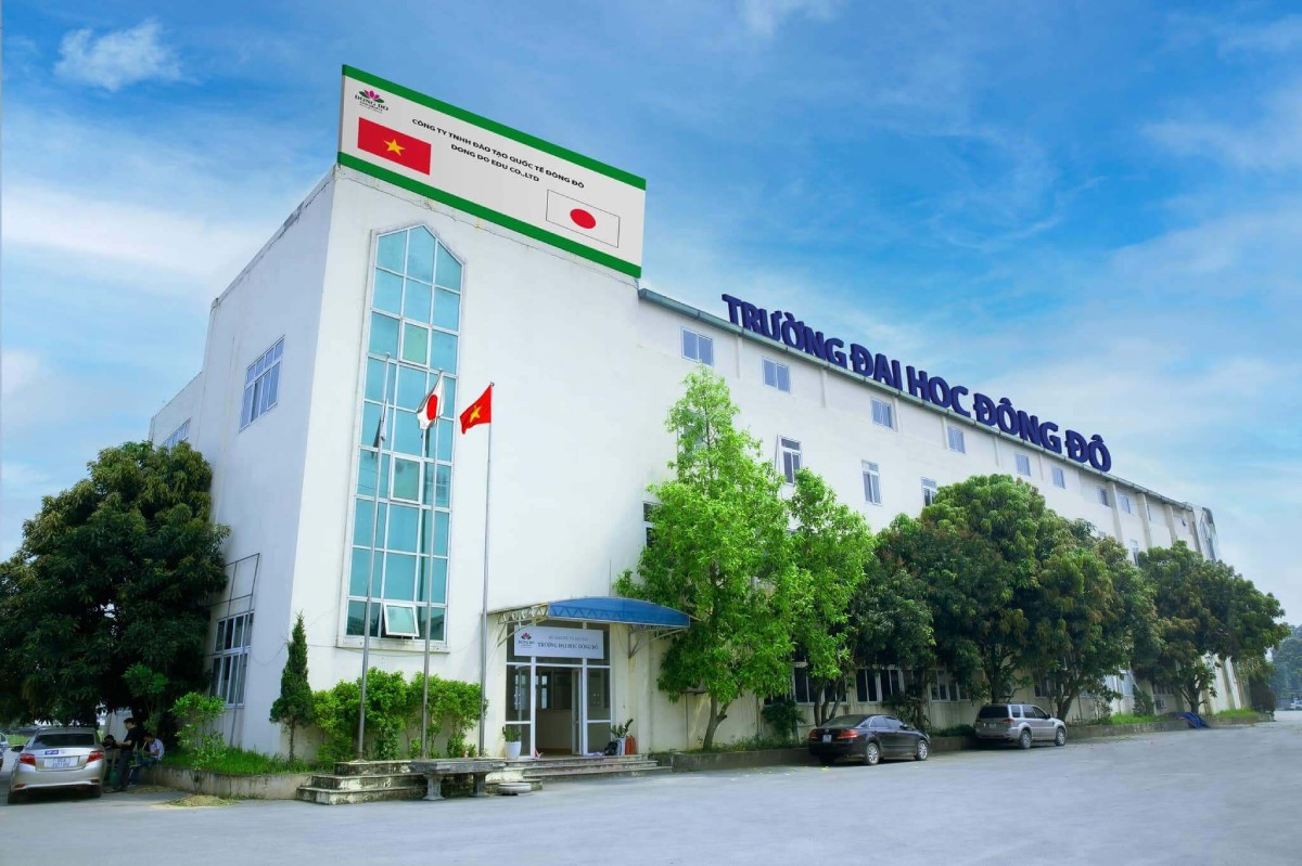 Sinh viên theo học sẽ được trang bị kiến thức về quản lý toàn diện doanh nghiệp cũng như đi sâu vào lĩnh vực Digital Marketing đầy tiềm năng