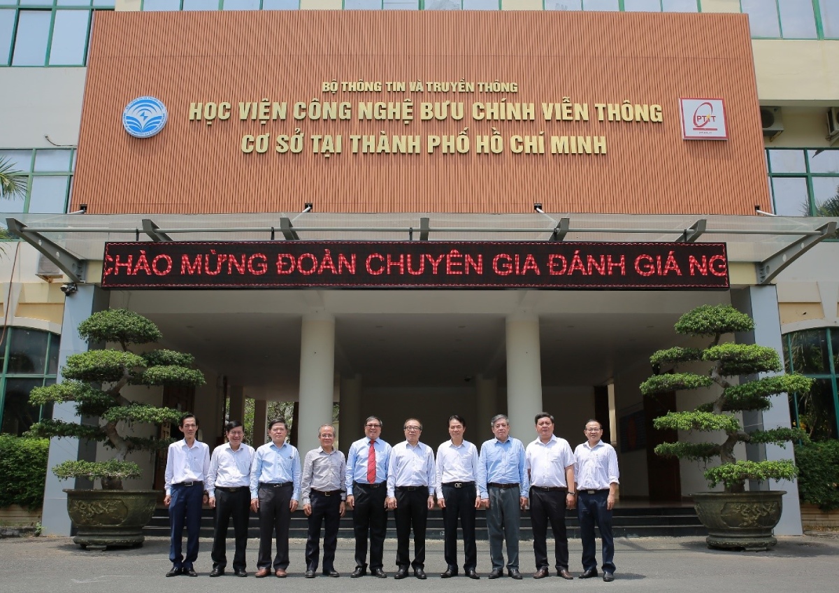 Nằm trong nhóm các trường đại học có năng học phí thấp tại TP.HCM, Học viện Công nghệ Bưu chính Viễn thông là lựa chọn của nhiều thí sinh