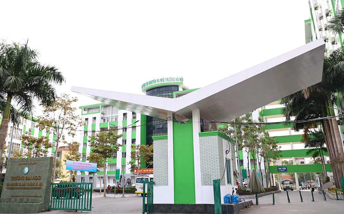 Đại học Tài nguyên và Môi trường Hà Nội có quy mô đào tạo hơn 15.000 sinh viên cùng hệ thống 12 khoa