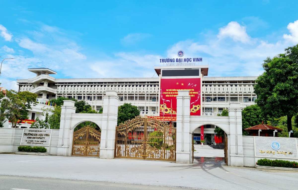 Trường đặt mục tiêu phát triển thành một đại học năng động, sáng tạo, chuyên nghiệp