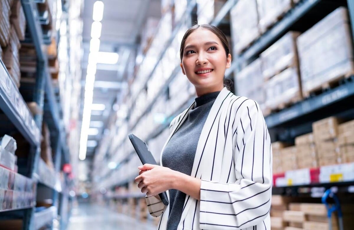 Mức lương của nhân viên chứng từ xuất nhập khẩu giao động từ 8.000.000 - 24.000.000 (VNĐ/tháng)