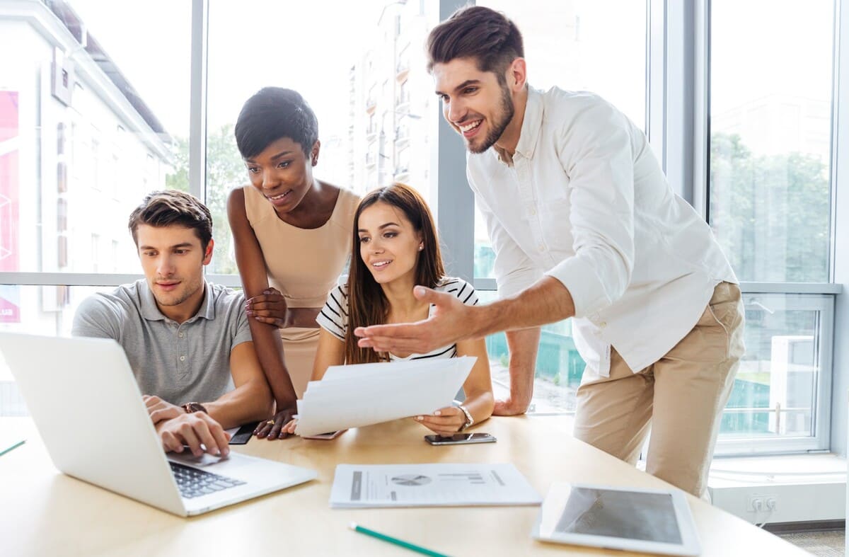 Để có thể đảm nhiệm vị trí viên chứng từ xuất nhập khẩu, bạn cần phải rèn luyện và trang bị nhiều kỹ năng quan trọng