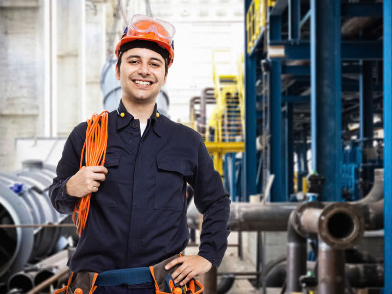 Thợ kỹ thuật có mức lương dao động từ 8.000.000 - 20.000.000 đồng/tháng