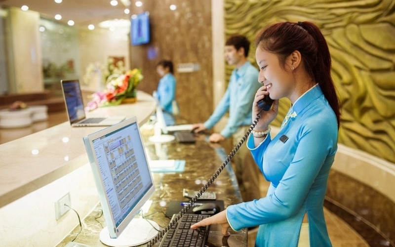 Lễ tân khách sạn là công việc đòi hỏi sự chuyên nghiệp và chỉnh chu