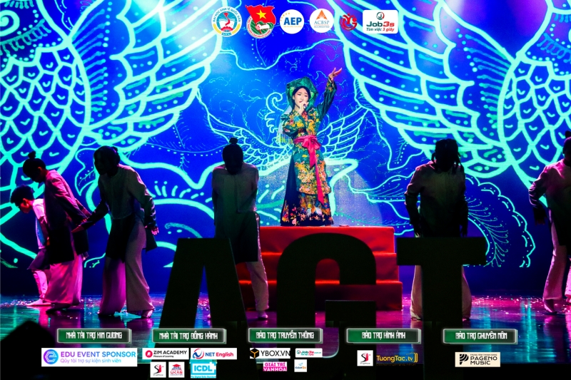 Phần thi đầy sáng tạo của Phan Bảo Lan