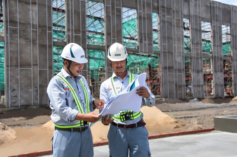 Kỹ sư xây dựng là các chuyên gia trực tiếp quản lý các dự án liên quan đến xây dựng