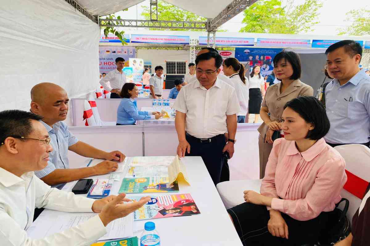 Hàng nghìn lao động được kết nối tìm việc làm qua các sự kiện giao dịch, tuyển dụng việc làm Bắc Giang