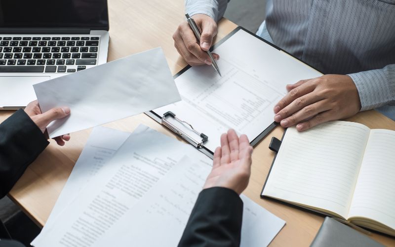 Biên phiên dịch tiếng Trung phải xử lý khối lượng công việc khá lớn