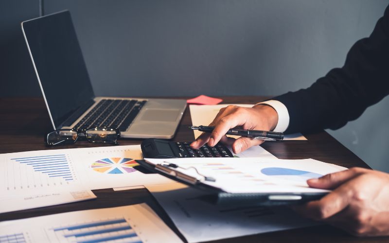 Nhà tuyển dụng việc làm Kế toán tổng hợp thường đưa ra nhiều tiêu chuẩn cao