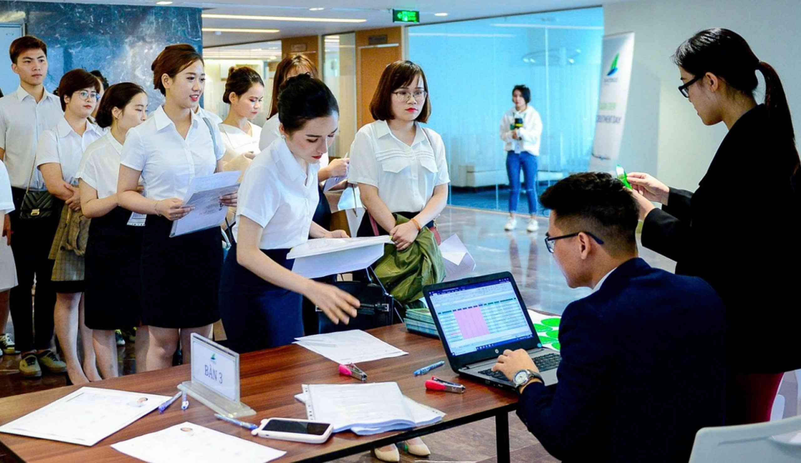 Trung tâm Giới thiệu, dịch vụ việc làm tại Kiên Giang